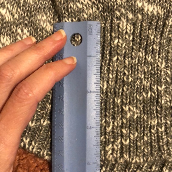 Gorgeous Express Sweater - Picture 8 of 10